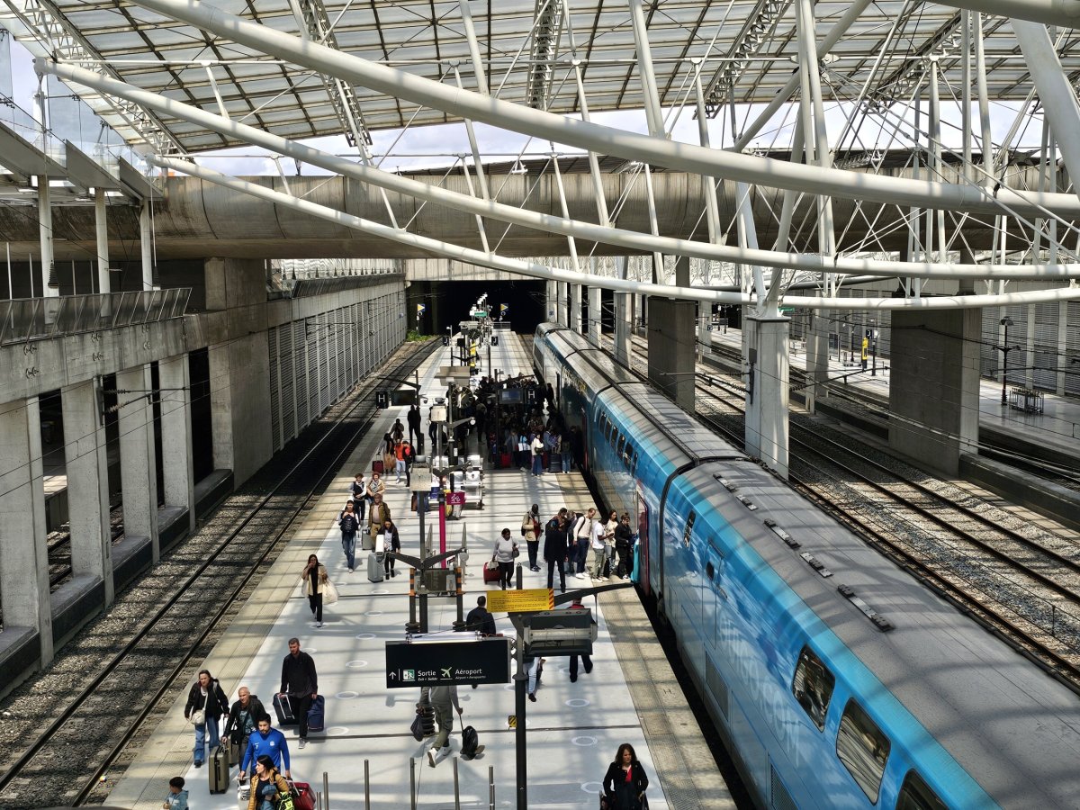 Stanice vlaků TGV na letišti CDG