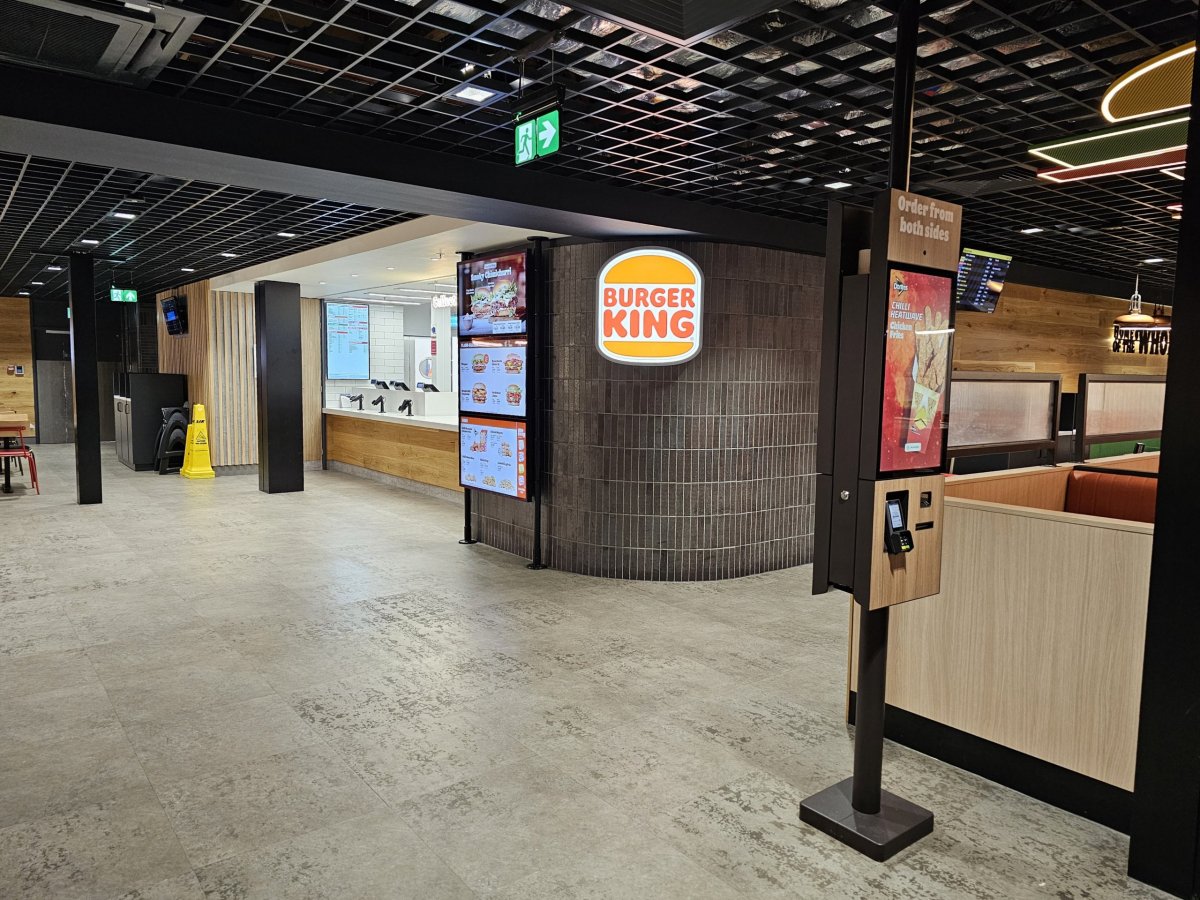Burger King, letiště EMA