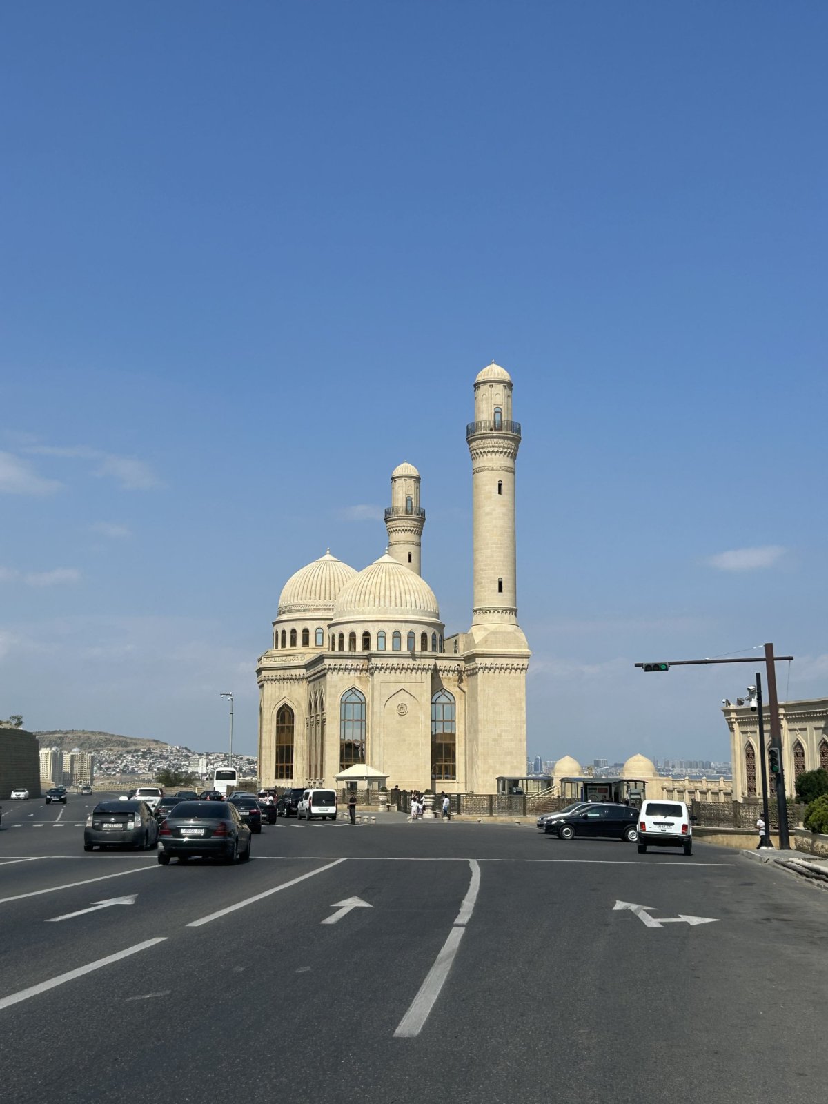 Mešita cestou zpět do Baku
