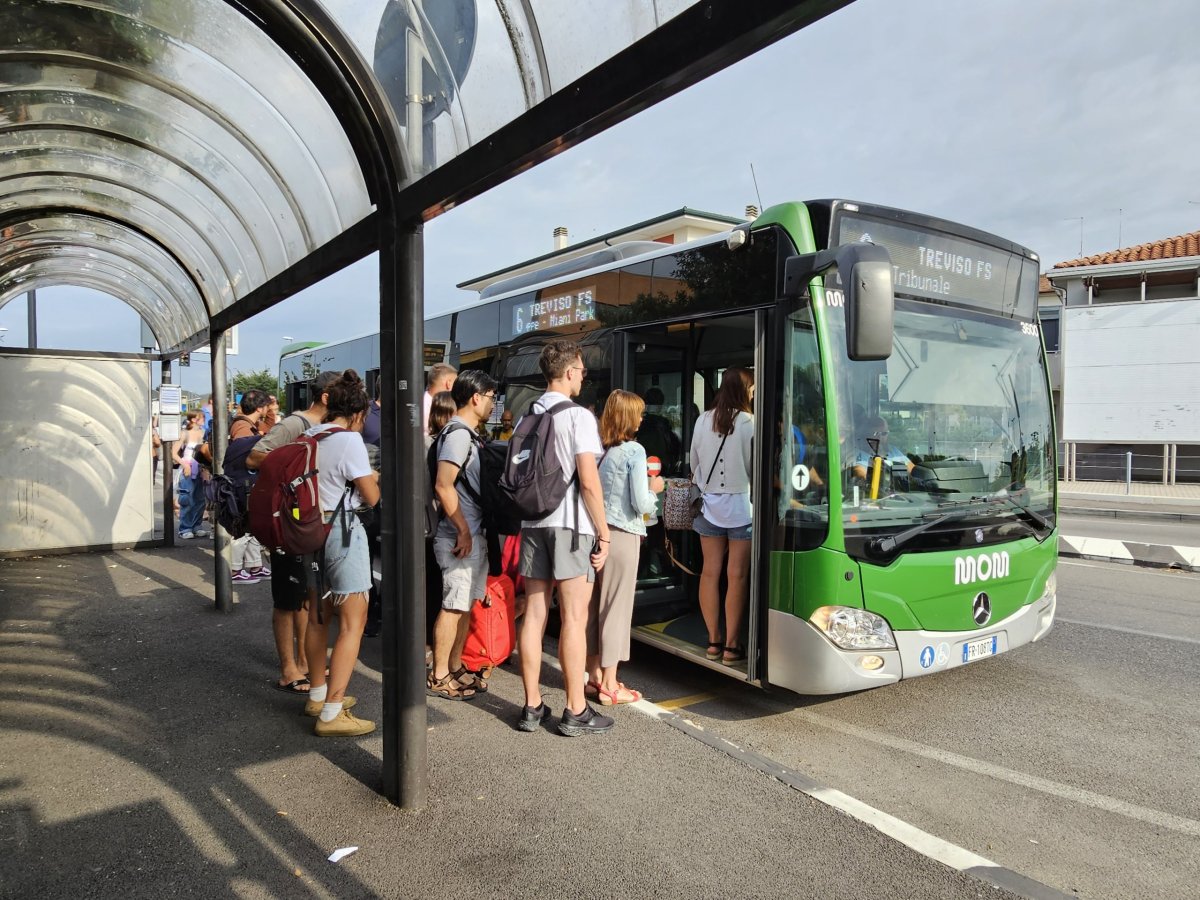 Autobus linky 6 směr Treviso