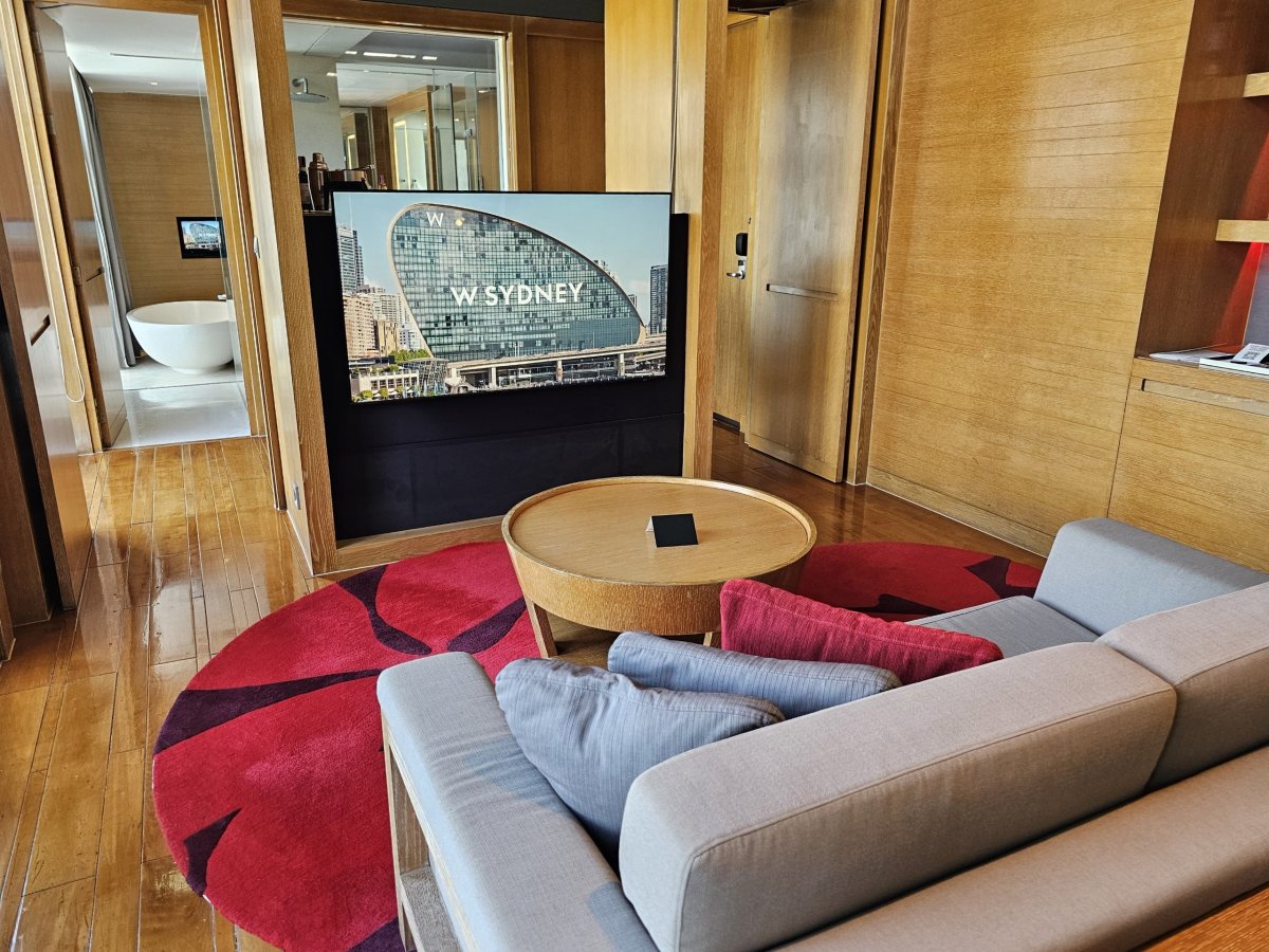 Náš pokoj s televizí