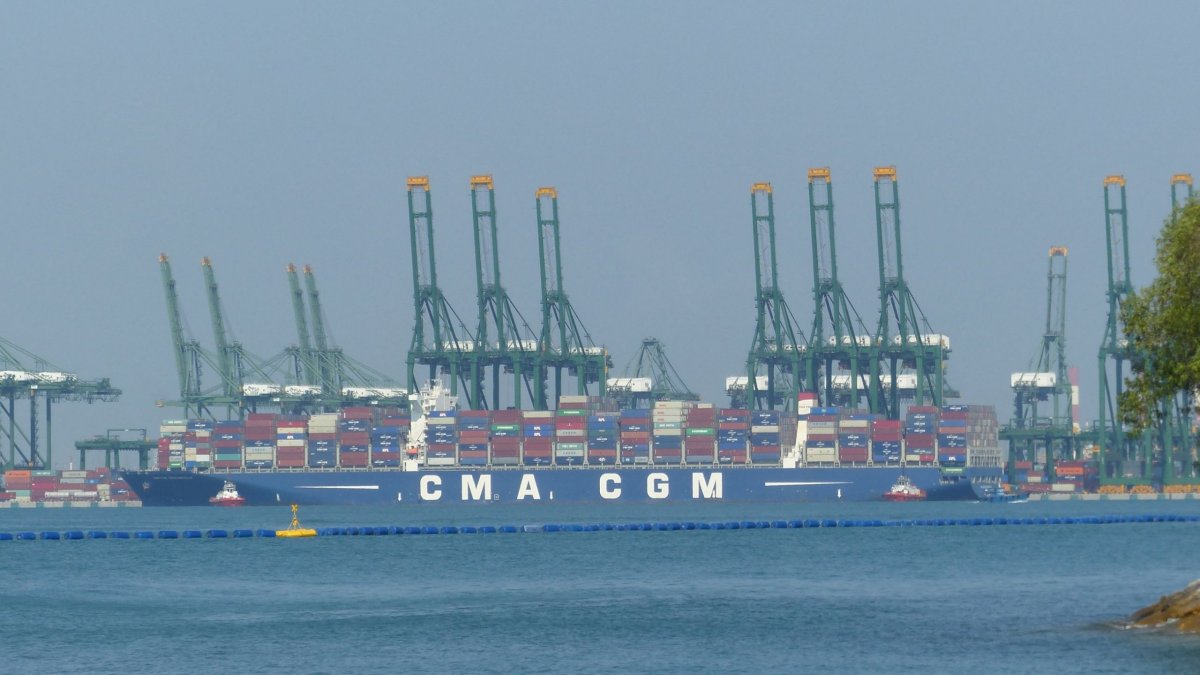Druhý největší kontejnerový přístav světa