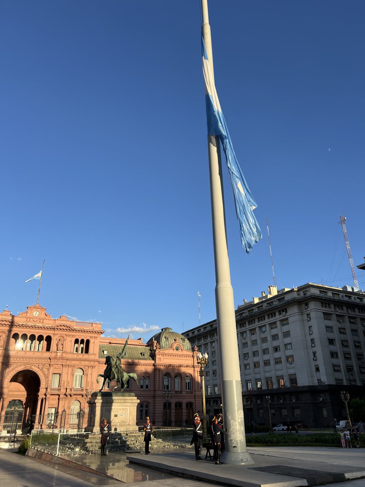 Plaza De Mayo