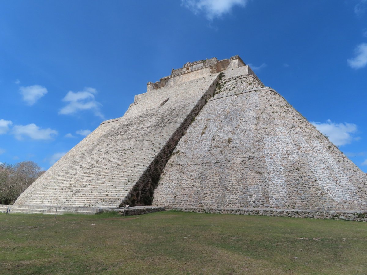 Pirámide Adivino