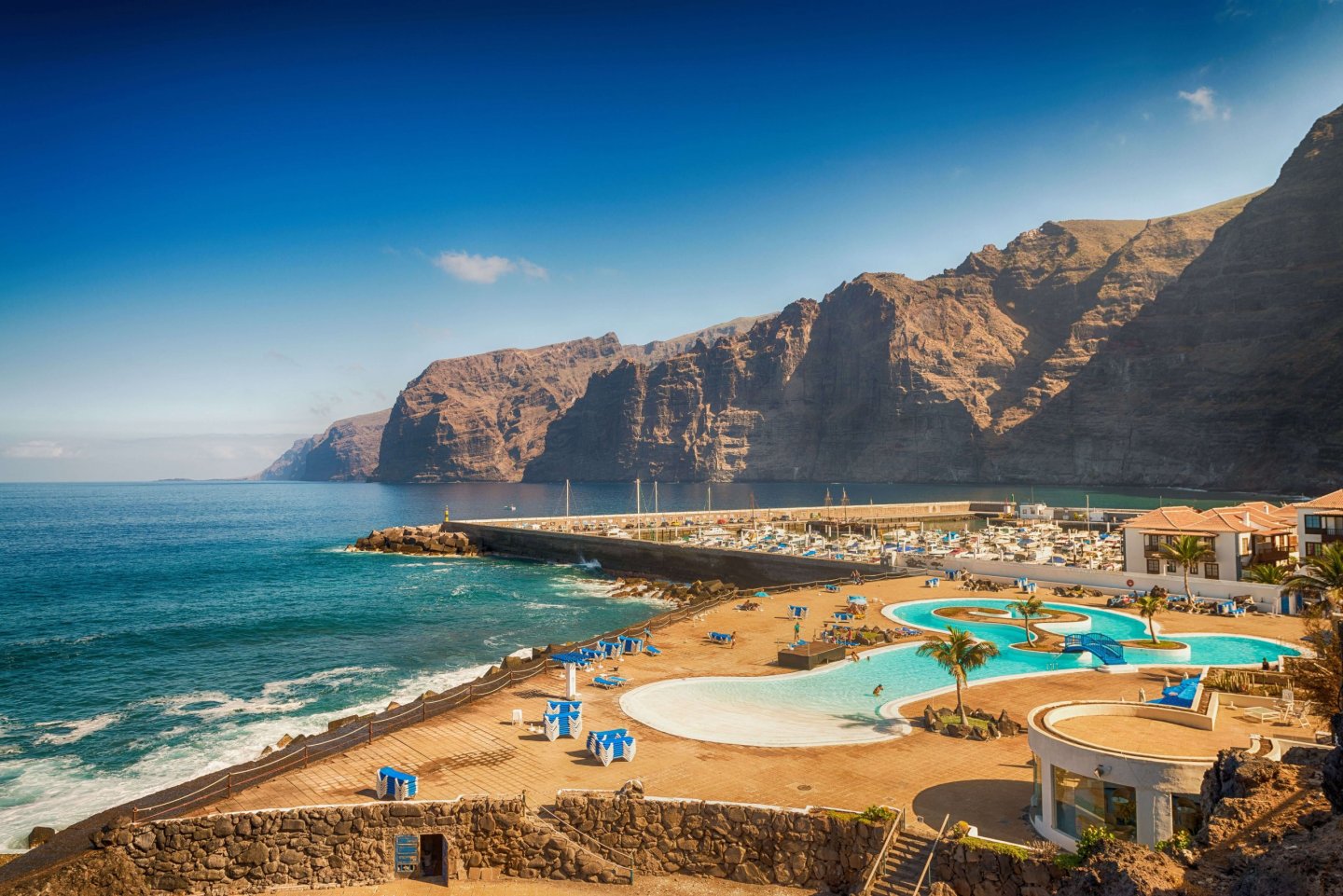 Los Gigantes Tenerife Cestujlevne los-gigantes-tenerife-cestujlevne