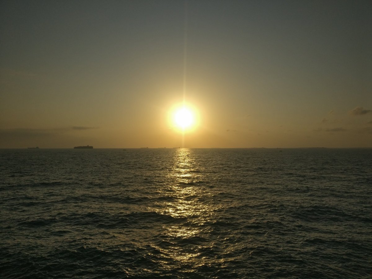 Východ Slunce nad Indickým oceánem z Masaki