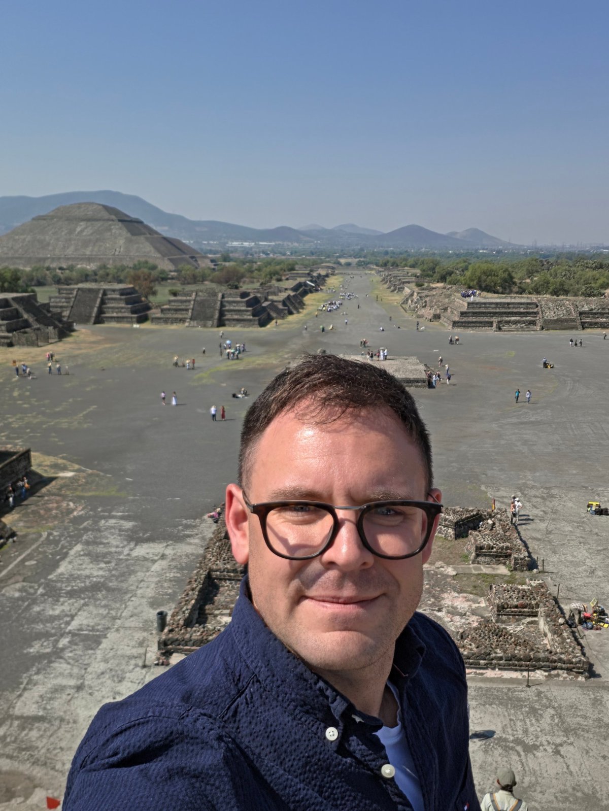 Já u pyramid v Teotihuacánu