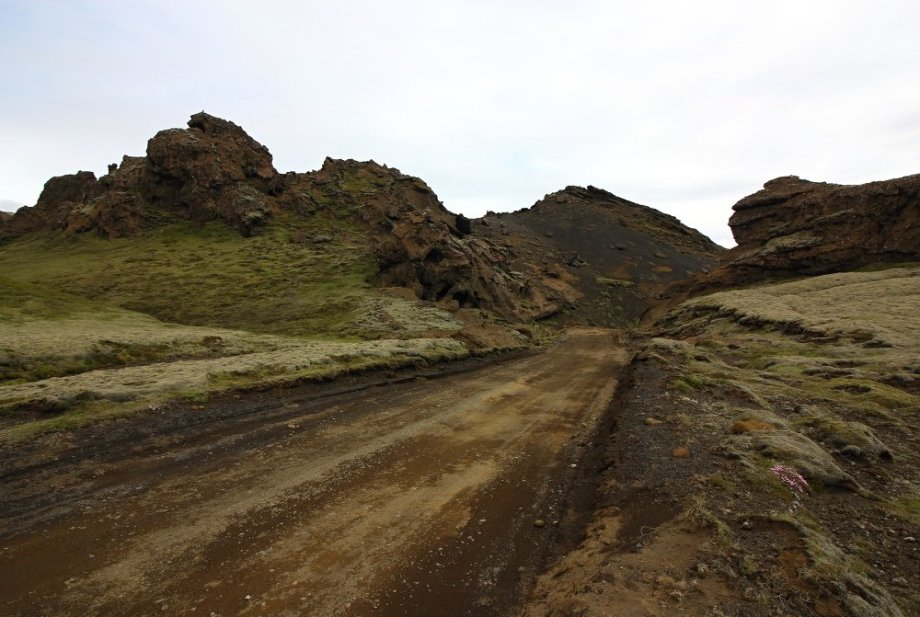 velmi slušná gravel road