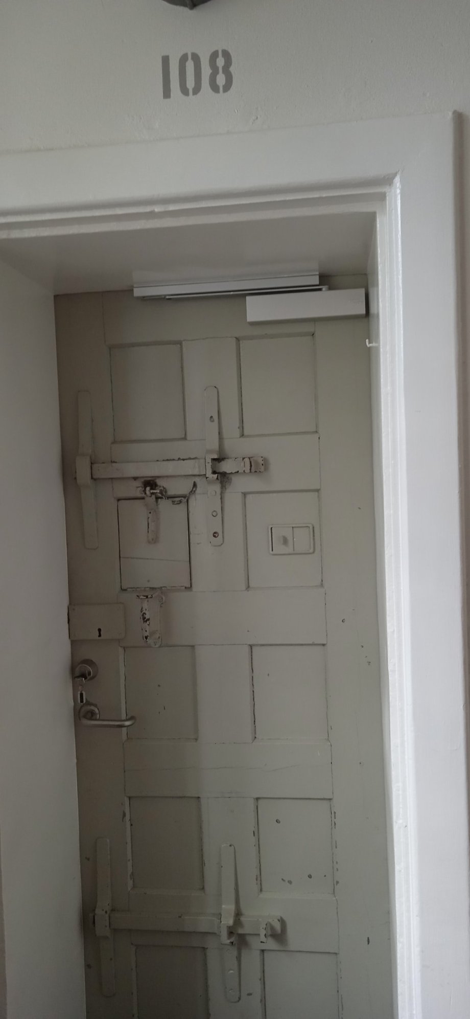 Dvaře pokojů - cel