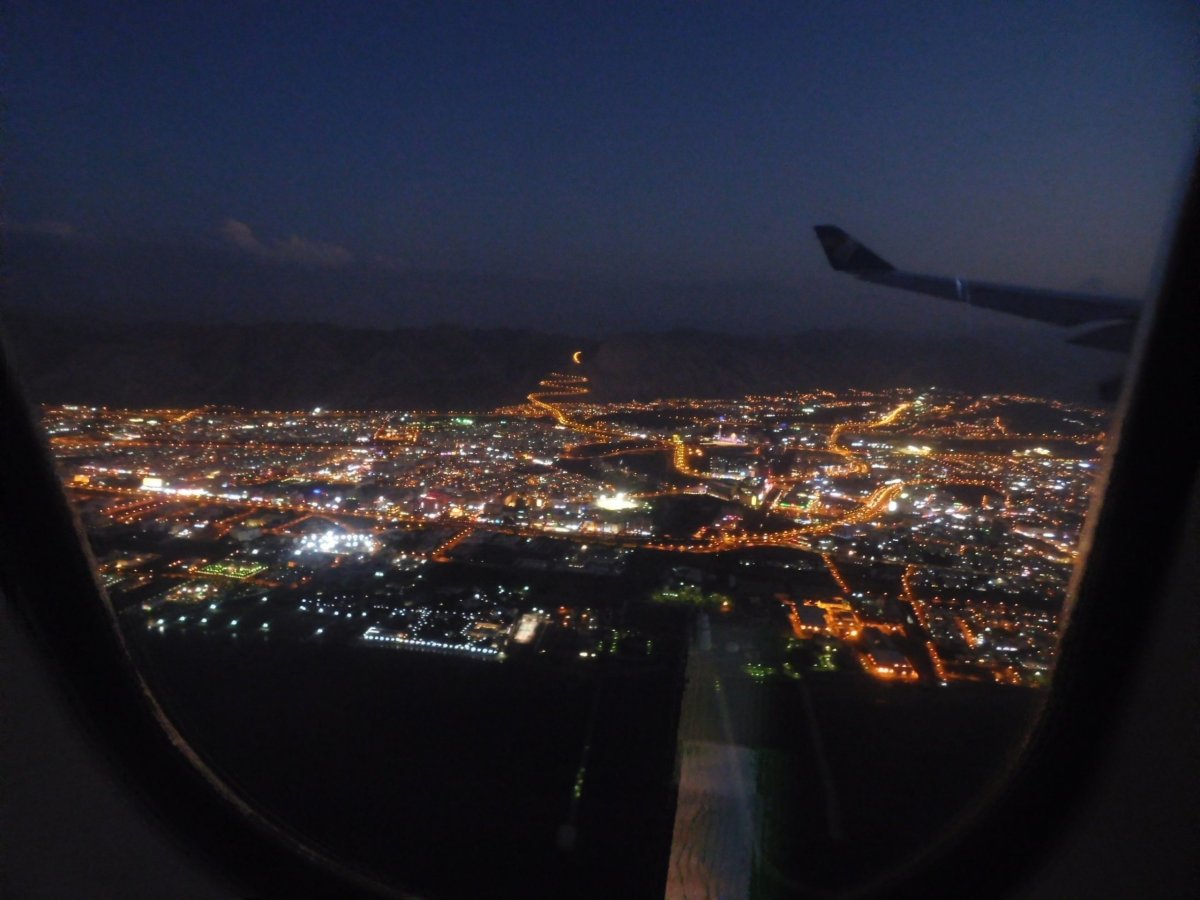 Noční Muscat z letadla