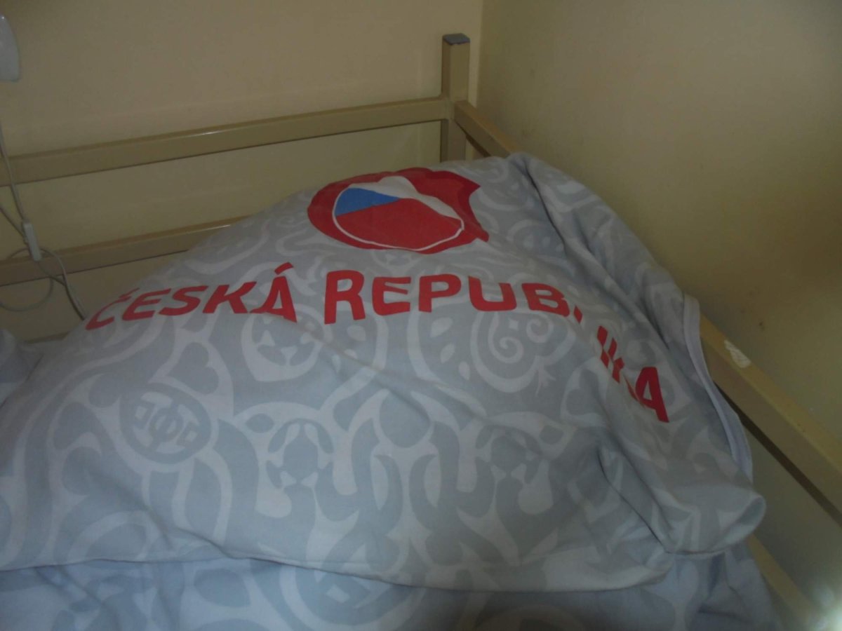 V Hostelu , můj polštář:) 
