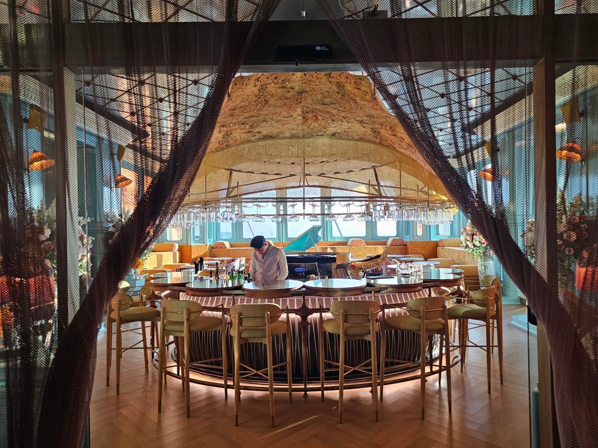 Akara Sky Hanuman - restaurace