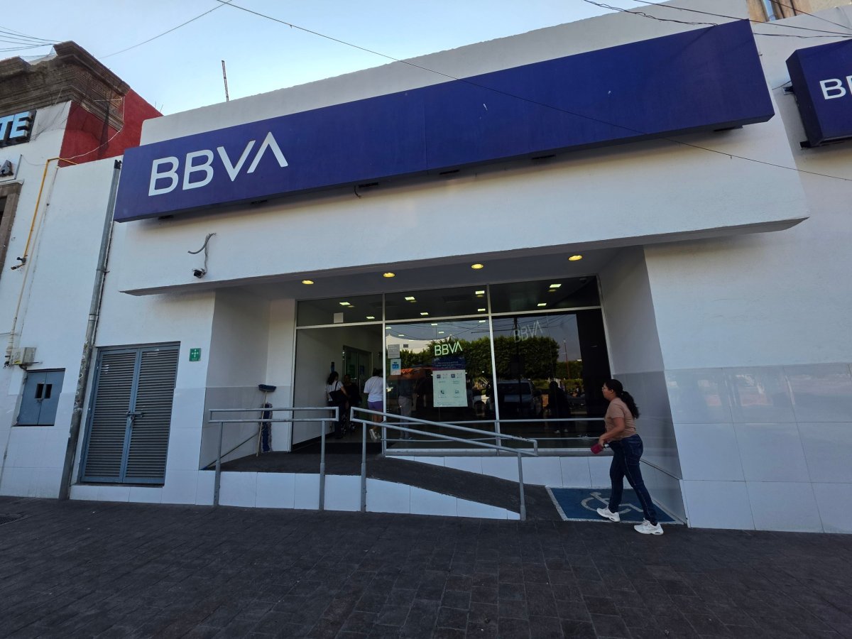 Zastávka u bankomatu