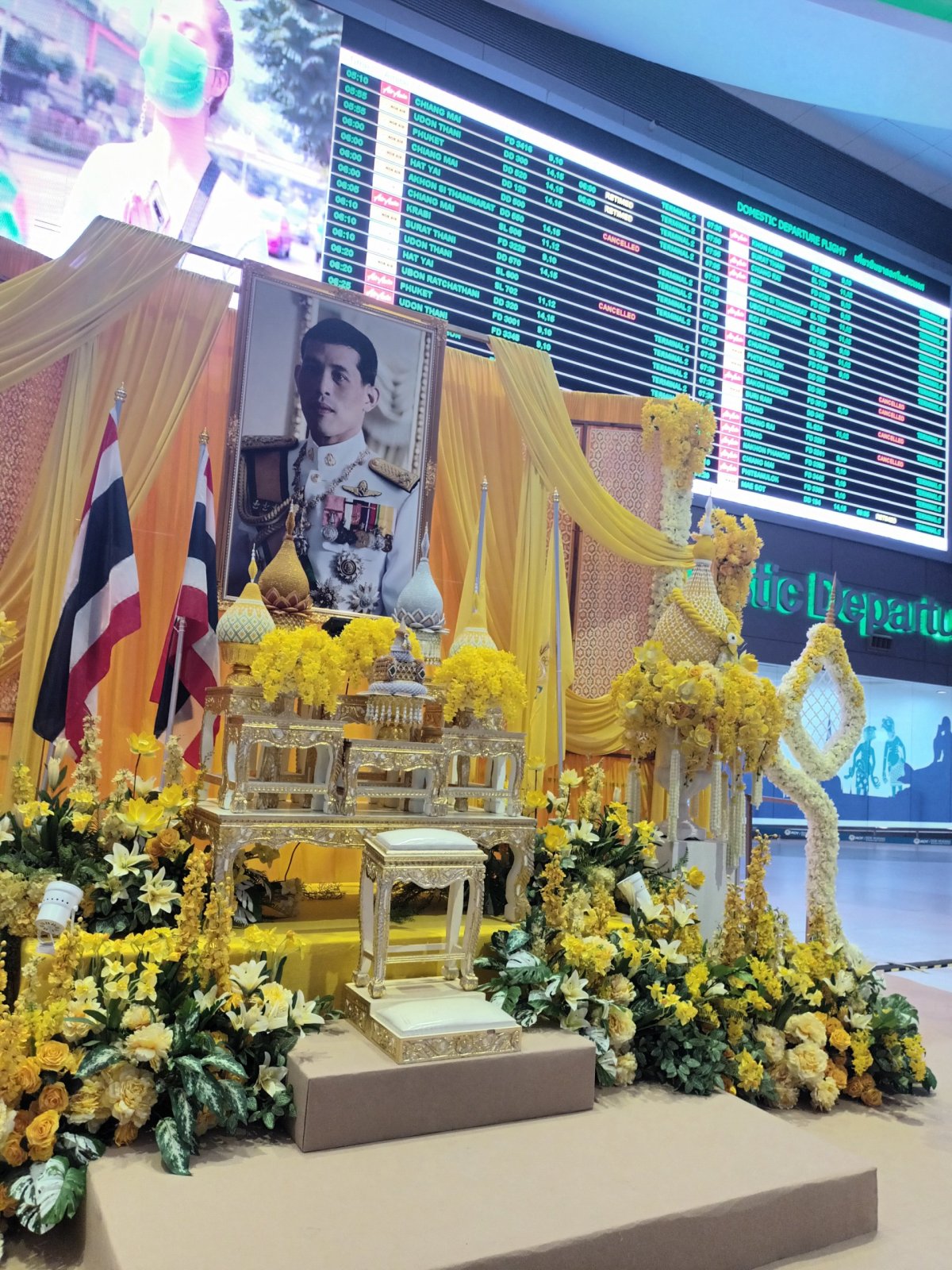 Thajský král je všudypřítomný