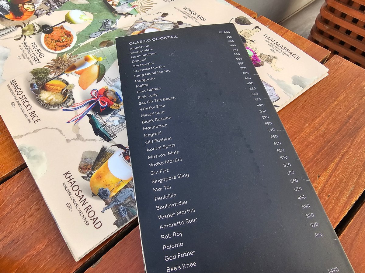 Akara Sky Hanuman - menu, drinky