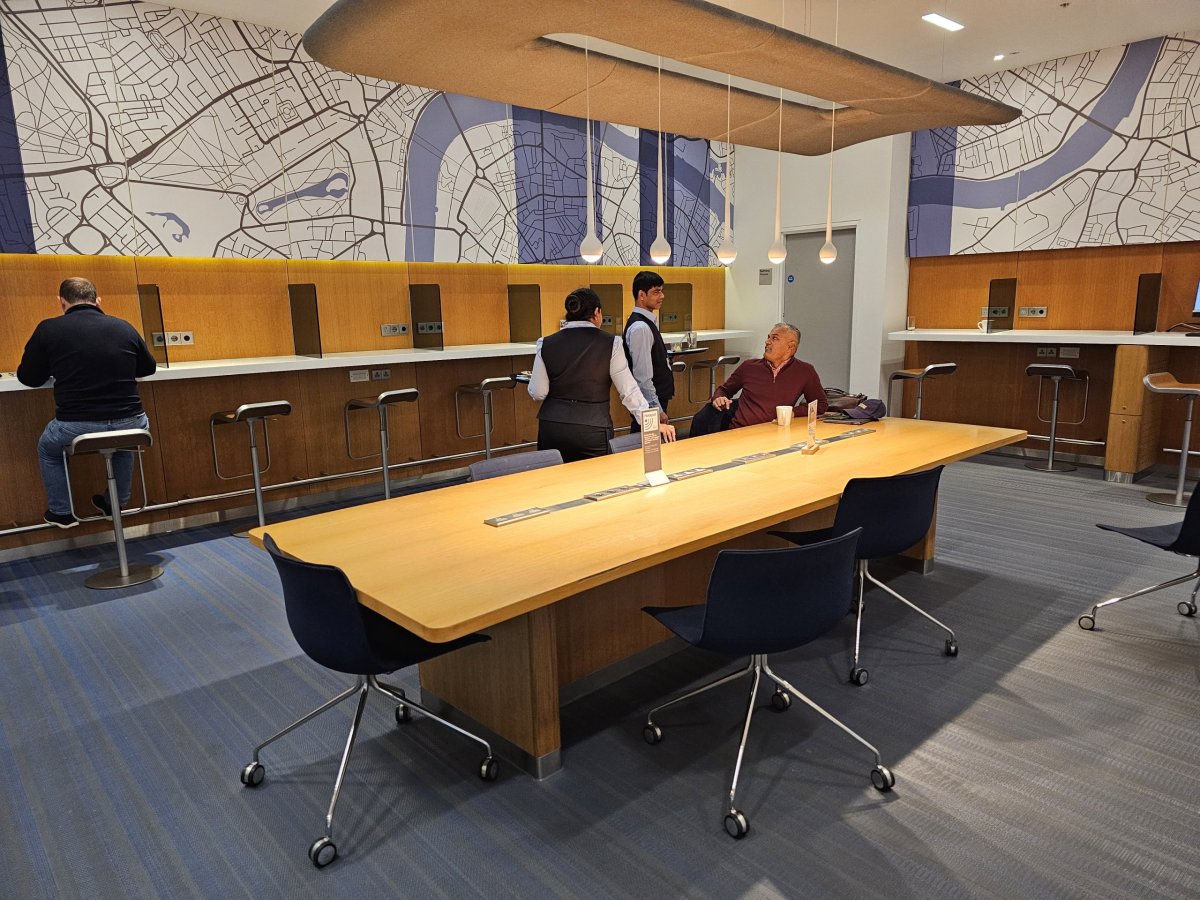 Pracovní místa a stoly