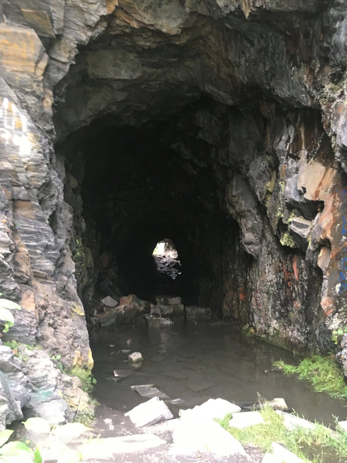 Nedoražený železniční tunel do Valdez