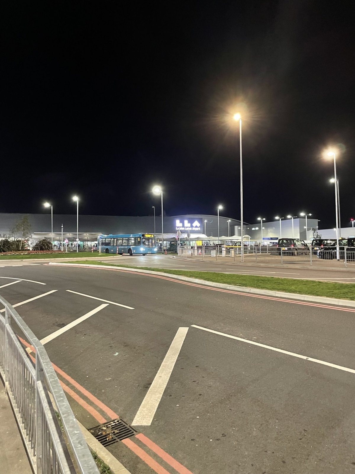 Luton- cestou k vlaku