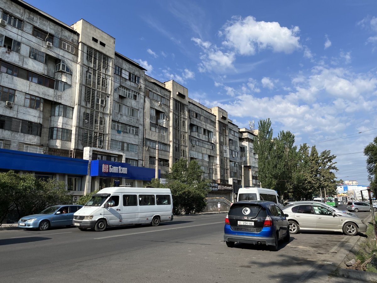 ulice v centru Biškeku