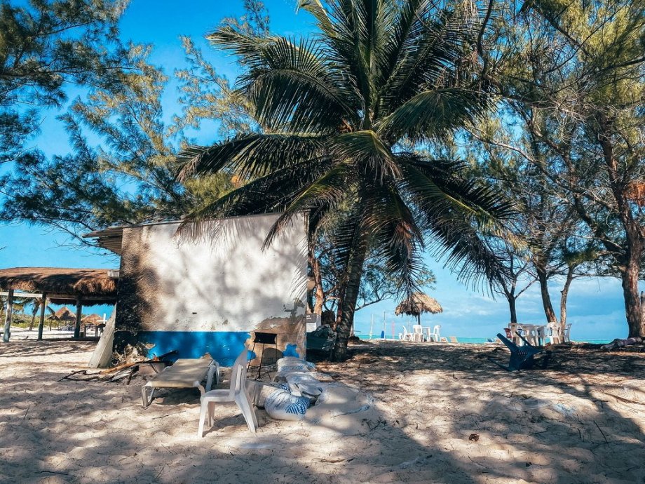 Jediné občerstvení na Isla Blanca. 