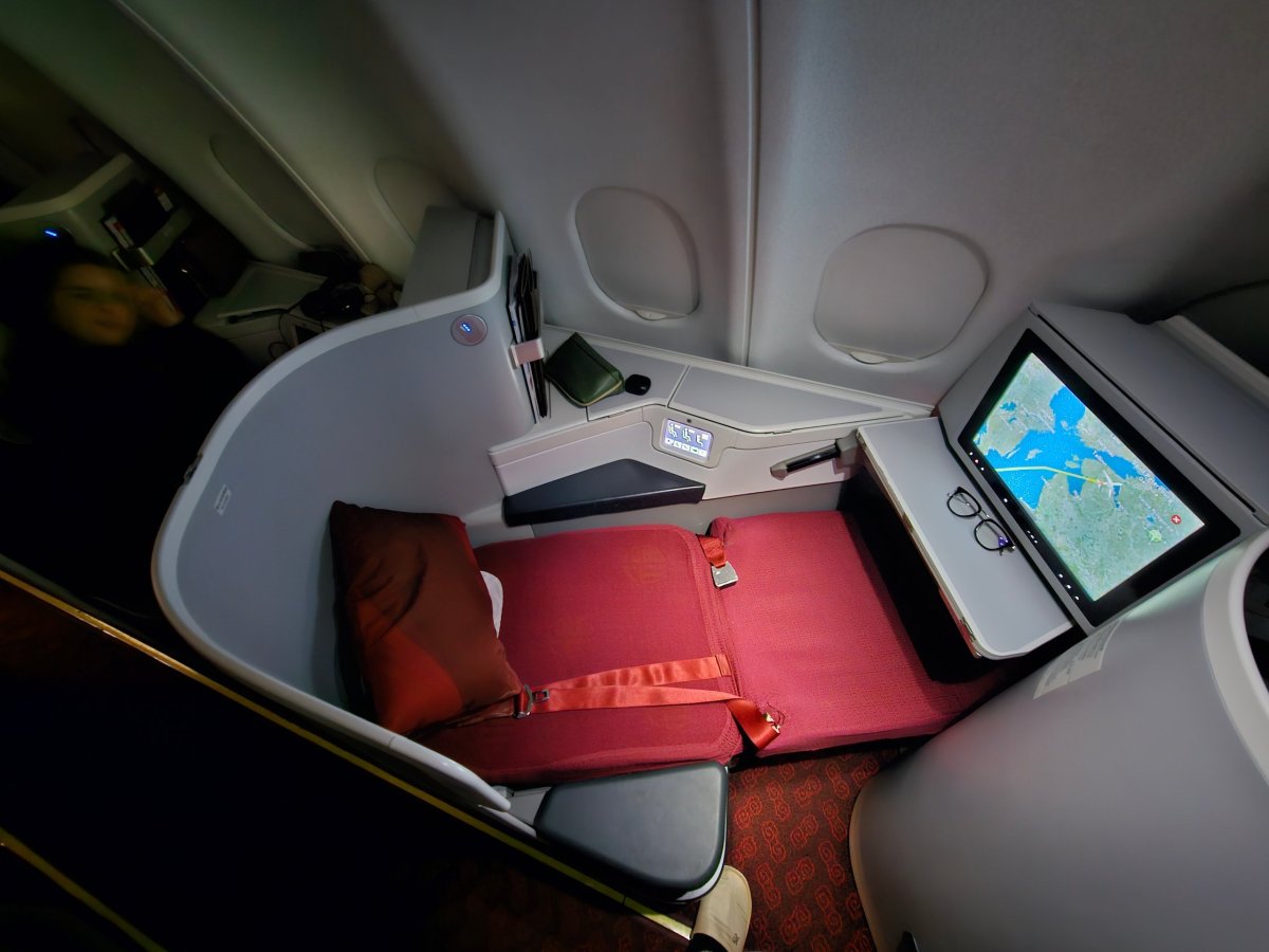 Sedačka rozložená na postel