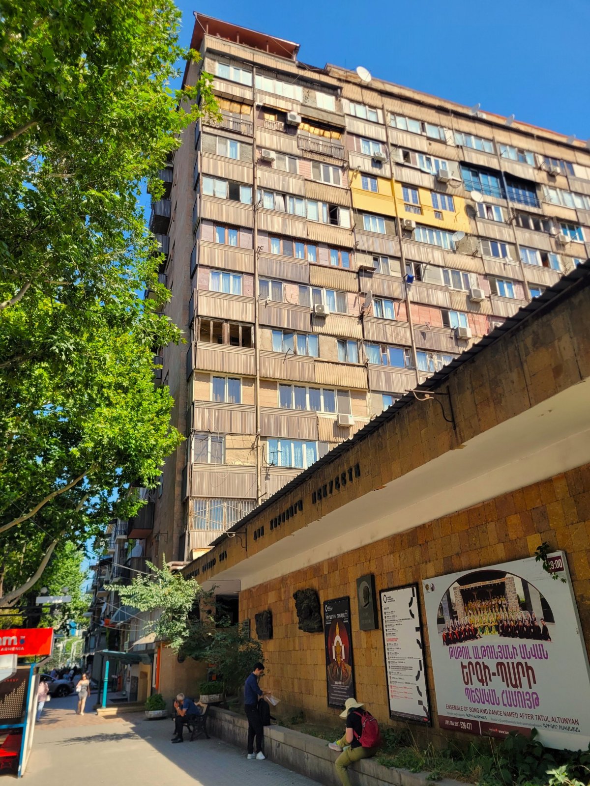 Typická zástavba Jerevanu.