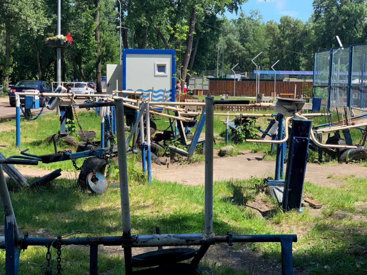 pláž u Dněpru - fitness zázemí