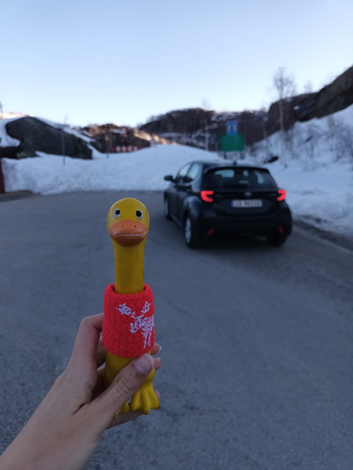 Tudy na Kjerag nedojedeme..