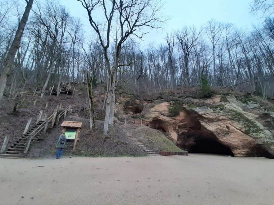 Gutmanisova jeskyně