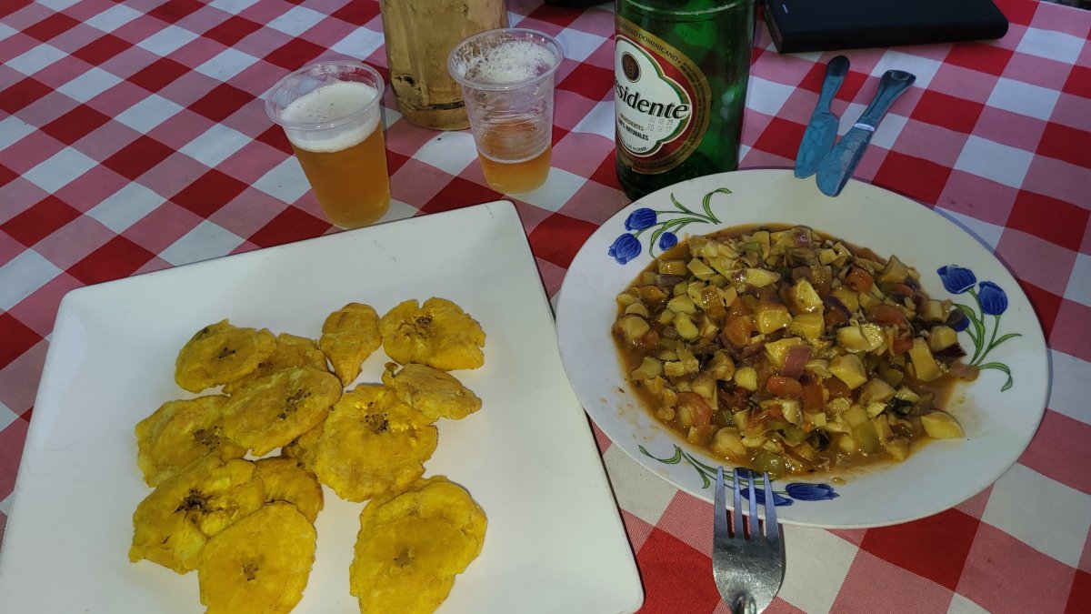 Lambi con plantainas