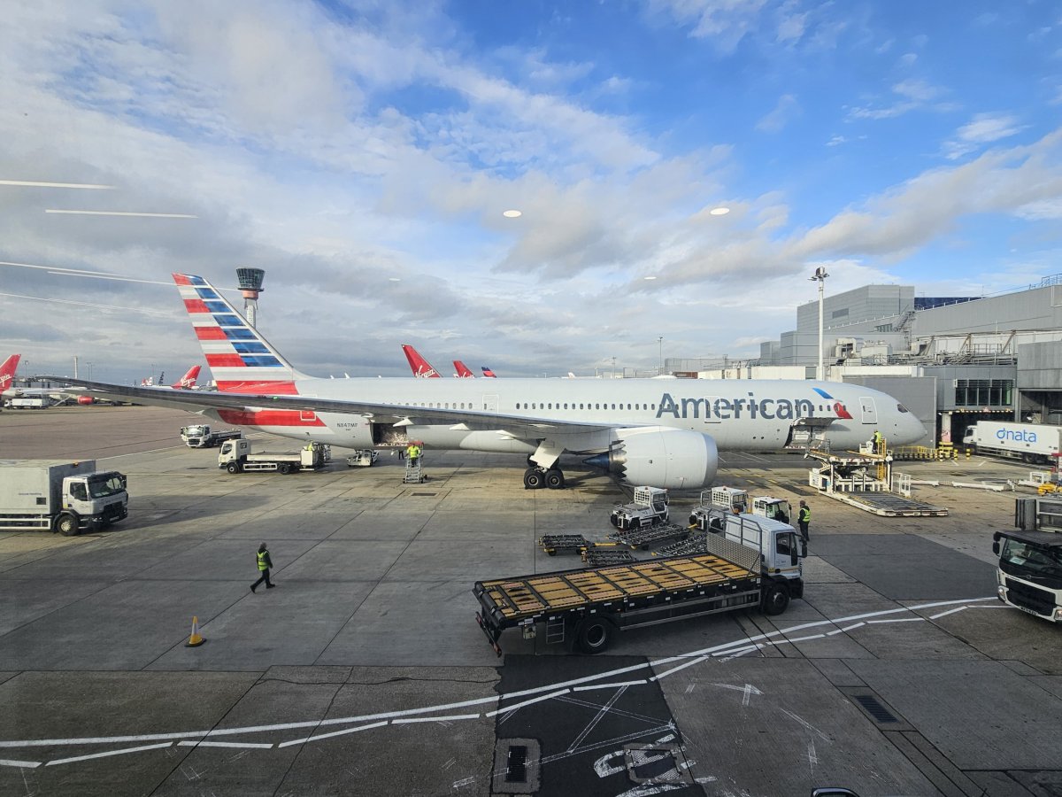 Výhled na letištní plochu¨