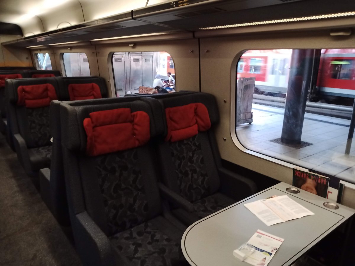 Ve vlaku Dánského dopravce