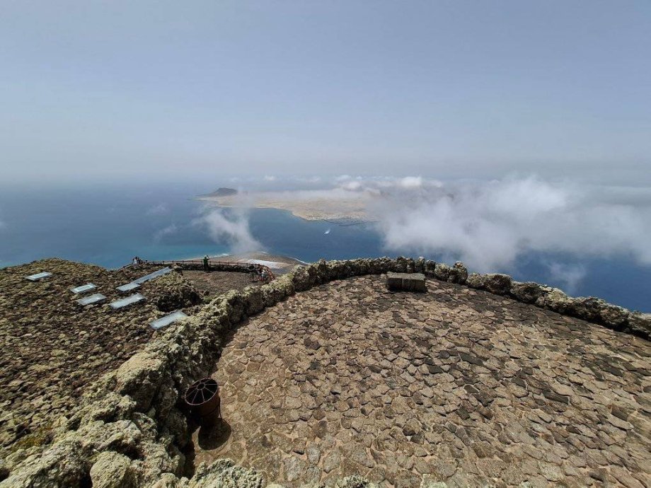 Výhľad na ostrov La Graciosa