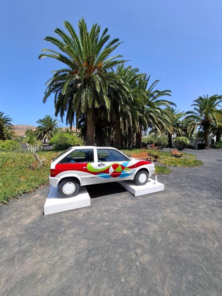 Dizajn auta od C. Manriqua