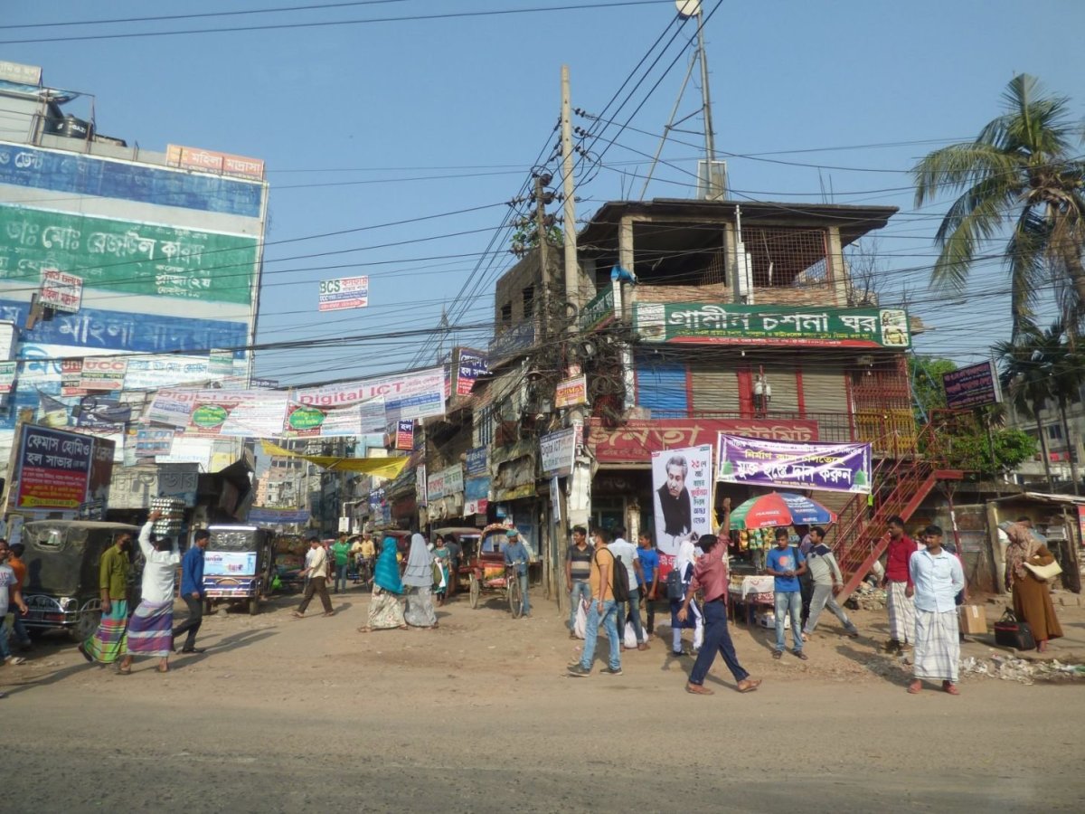 Savar Union - typická ulica