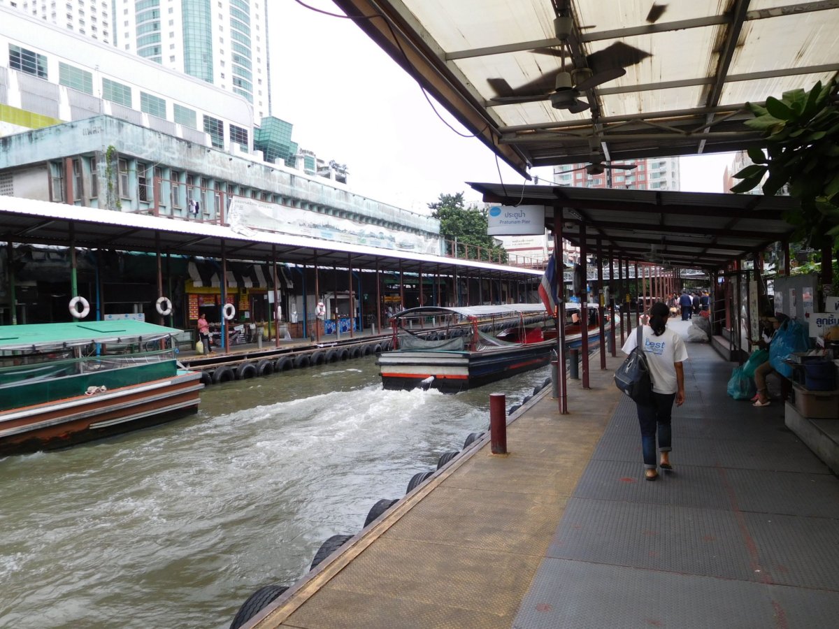 Pratunam Pier