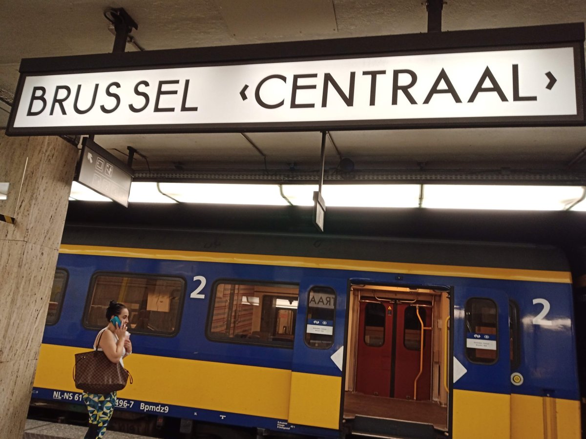 Modrožlutá souprava v Belgickém Bruselu 