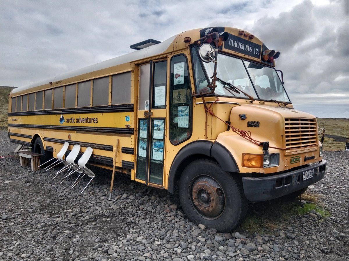 Samozřejmě že se nejedná o náš zájezďák jen o obrázek z Islandu 