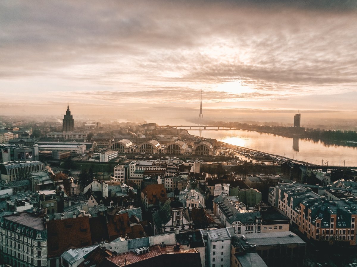 Panoramatický výhled na Rigu