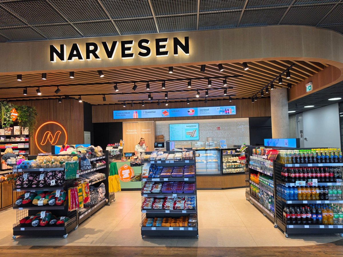 Minimarket Narvessen v příletové hale