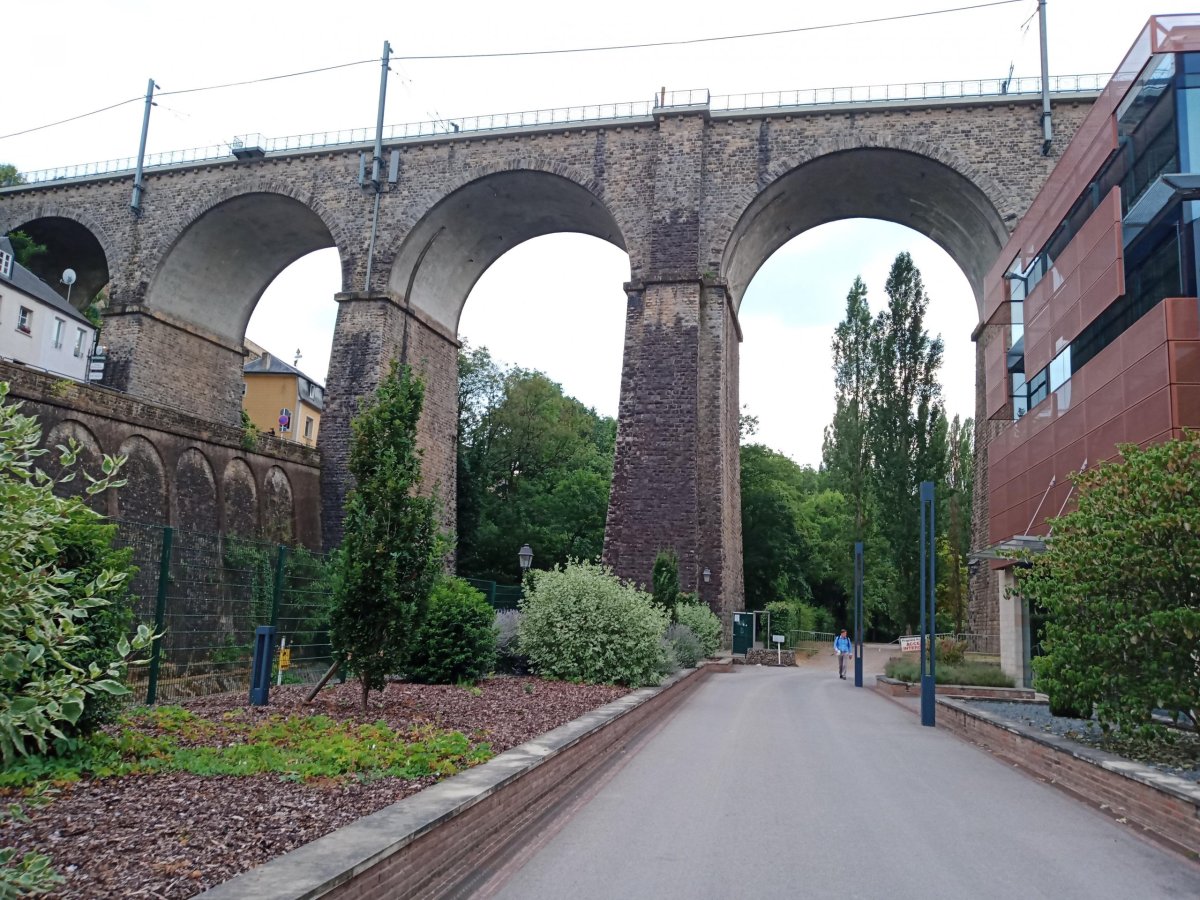 Kolem velikých mostů 