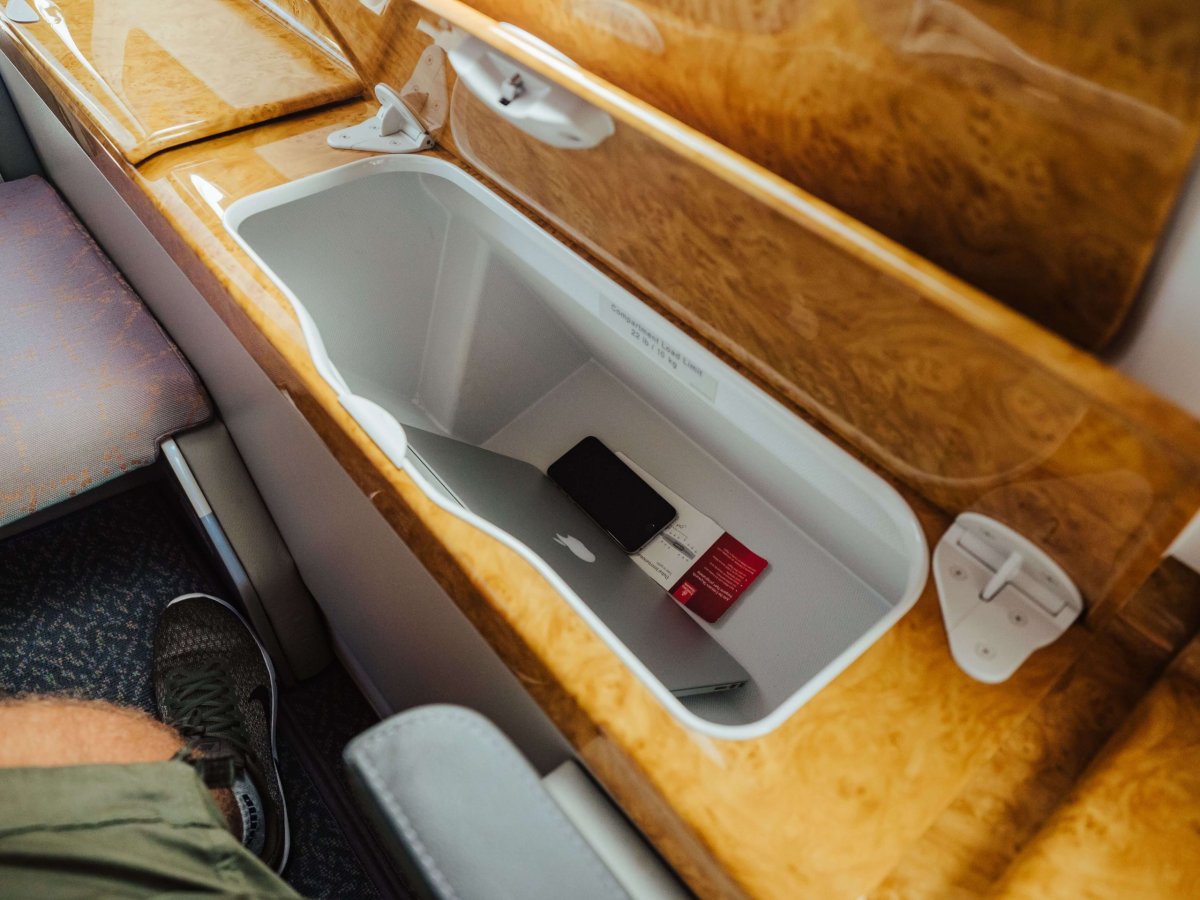 Odkládací prostor u stěny