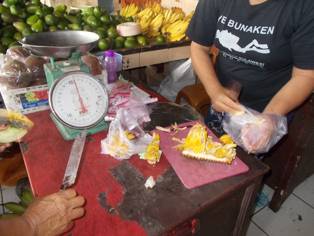 Stařenka a její nožík