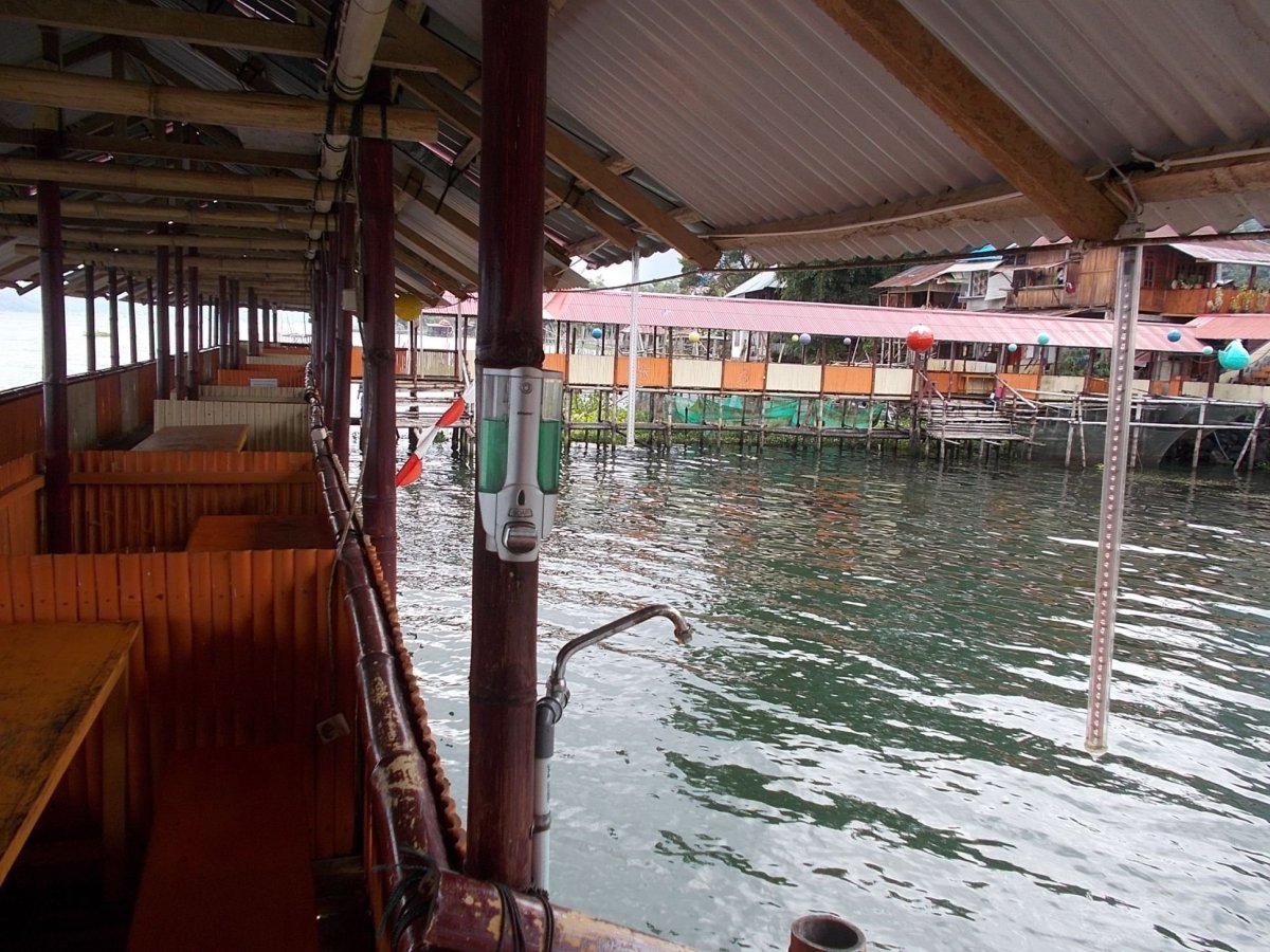 Umyvadlo Tondano Lake