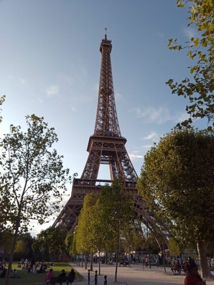 První pohled na Eiffelovku. 🙂