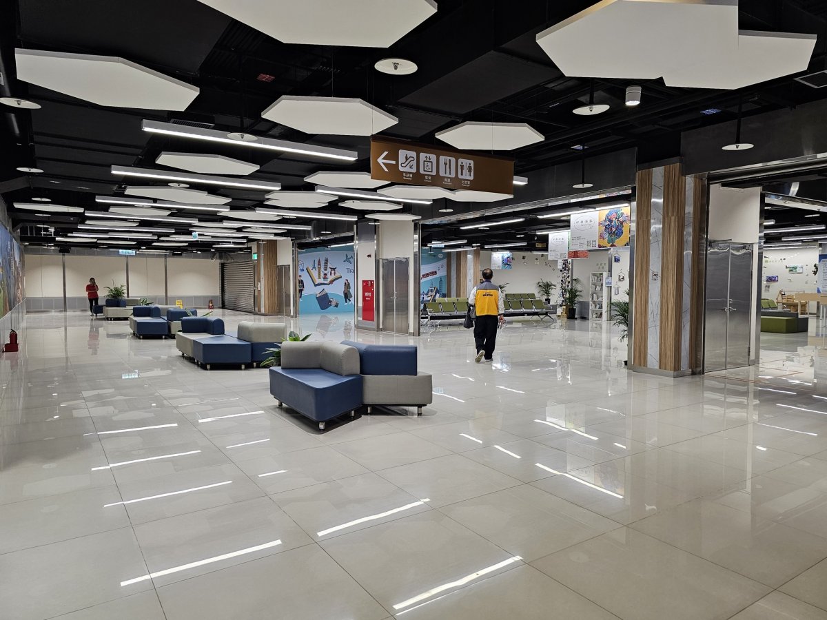 Interiér terminálu letiště TSA