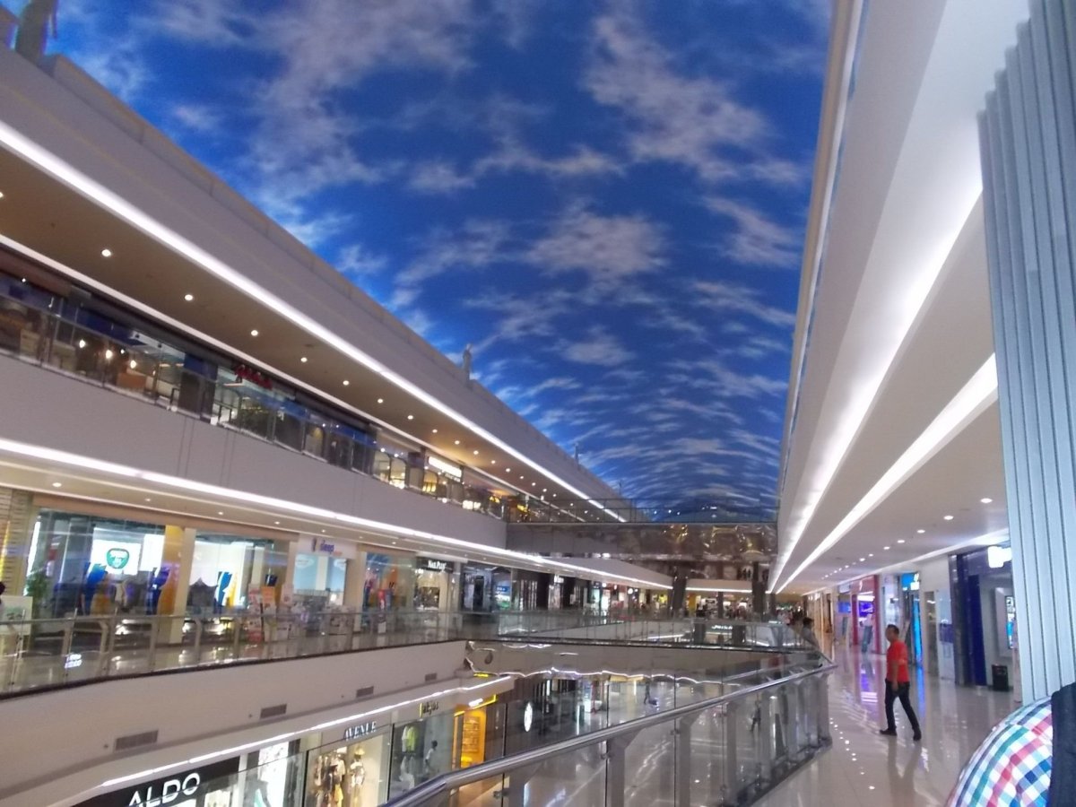 Strop v Manado city center