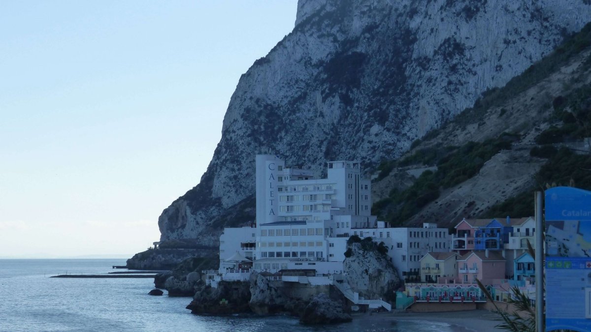 Liduprázdné východní pobřeží