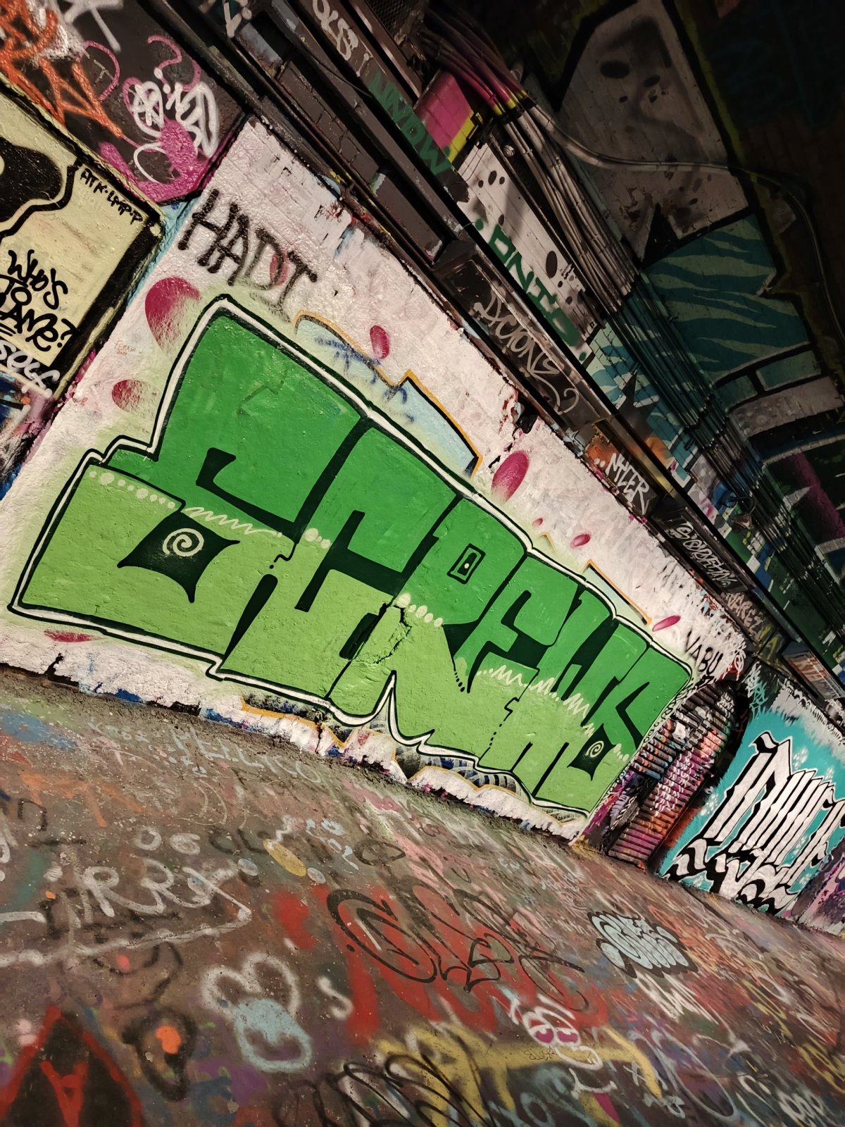 Graffiti Tunel #2.