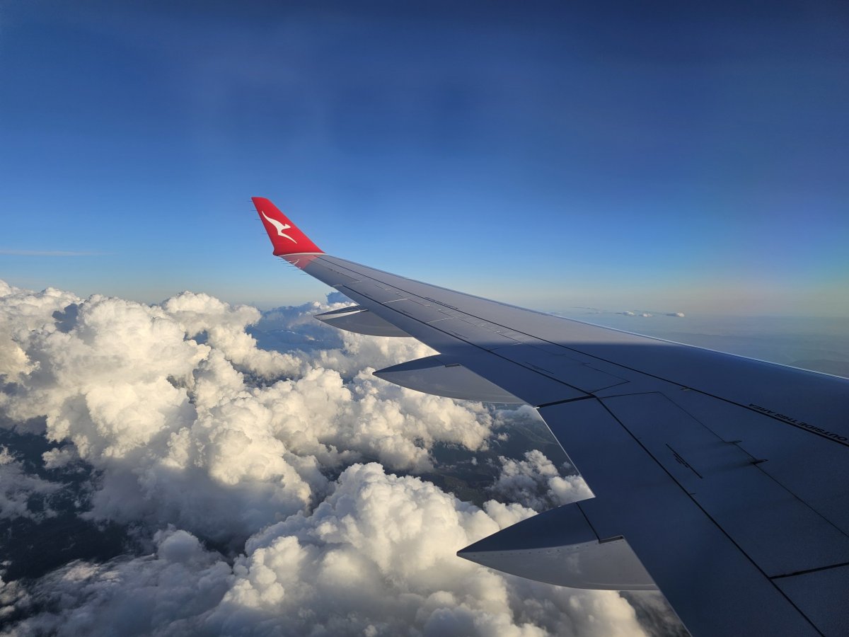 Let Canberra - Melbourne